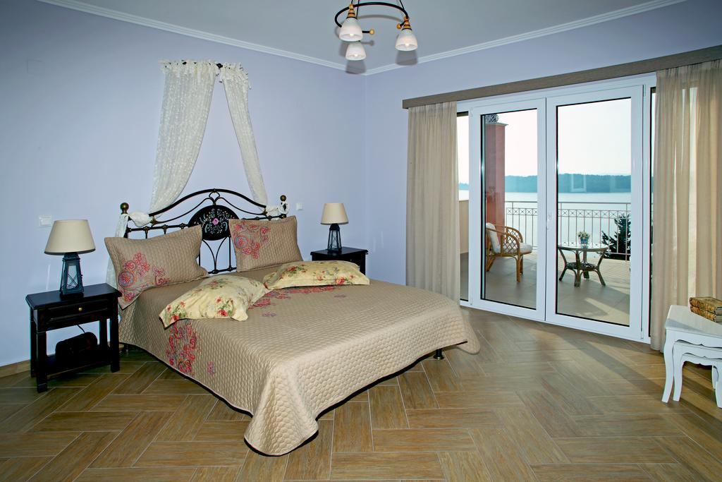 Myrtis Nydri (Lefkada)